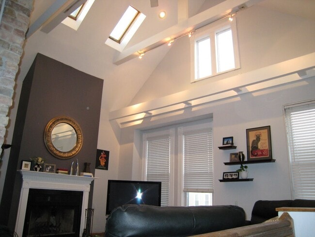 1141 W Addison St in Chicago, IL - Building Photo - Building Photo