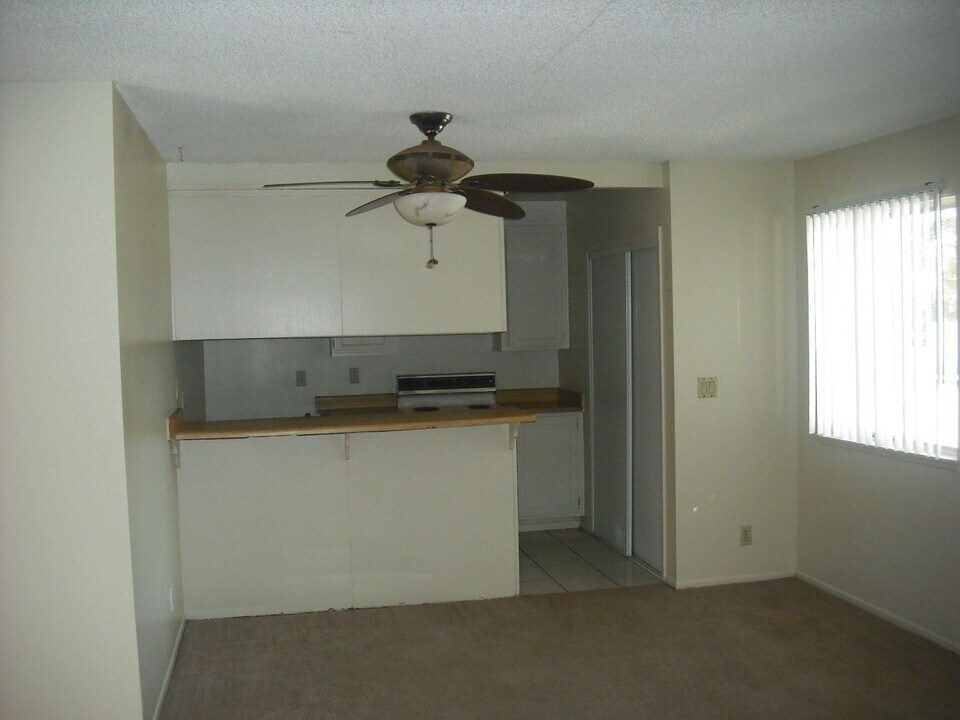 2625 Sextant Ave in Port Hueneme, CA - Foto de edificio