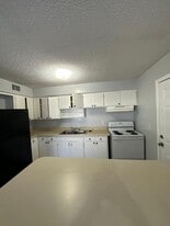 712 Eaverson St in Jacksonville, FL - Building Photo