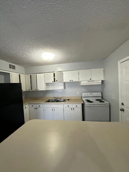 712 Eaverson St in Jacksonville, FL - Building Photo