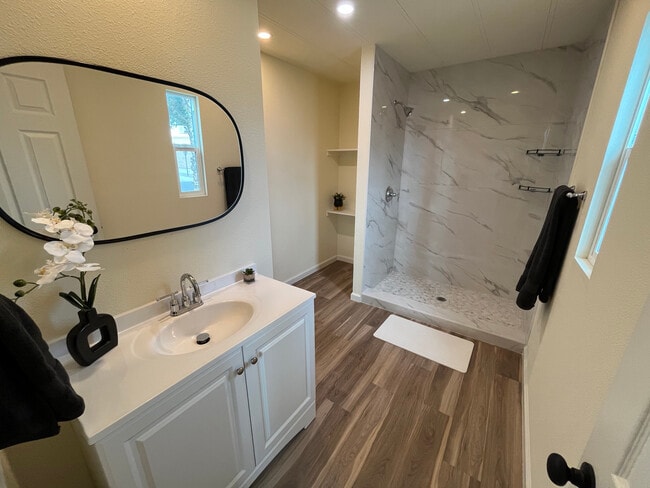 73210 Broadmoor Dr in Thousand Palms, CA - Building Photo - Building Photo
