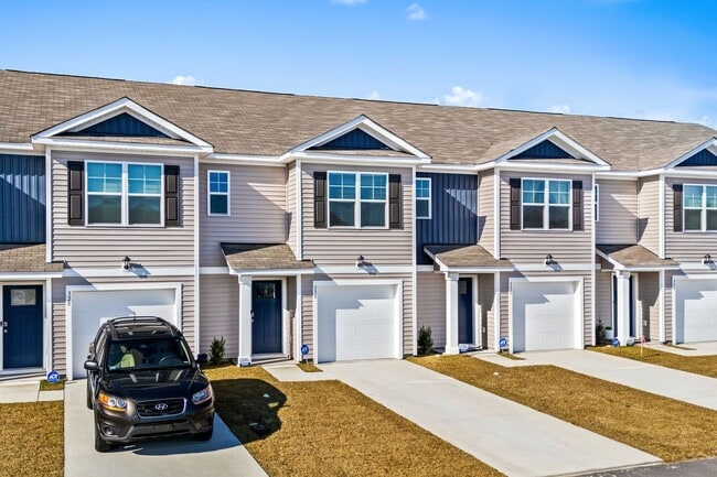 330 Bayou Loop in Surfside Beach, SC - Building Photo - Building Photo