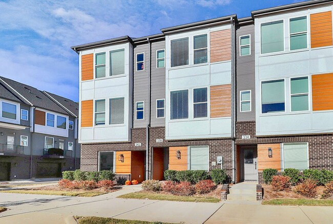 property at 338 E Cama St