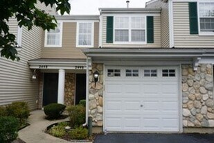 2446 Oak Tree Ln in Plainfield, IL - Building Photo