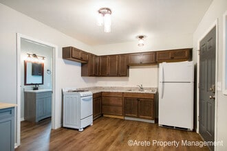 334 Indiana ave sw, Unit 3 in Grand Rapids, MI - Building Photo - Building Photo