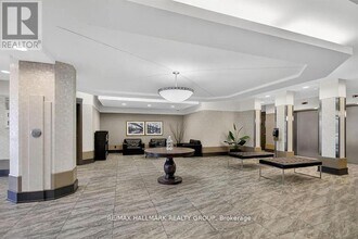 310 Central Park Dr in Ottawa, ON - Building Photo - Building Photo