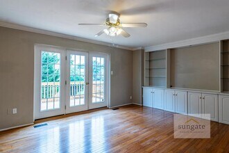 51 Blondell Ct in Timonium, MD - Building Photo - Building Photo