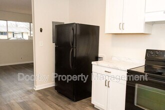 1611 Glowmont Dr in Chattanooga, TN - Building Photo - Building Photo