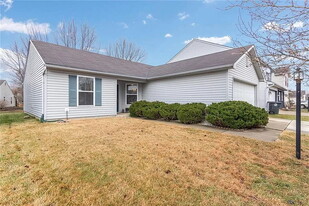 10414 Kensil St in Indianapolis, IN - Building Photo