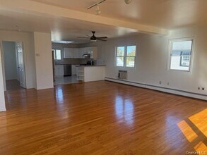 164 Jackson Ave in Mineola, NY - Building Photo - Building Photo