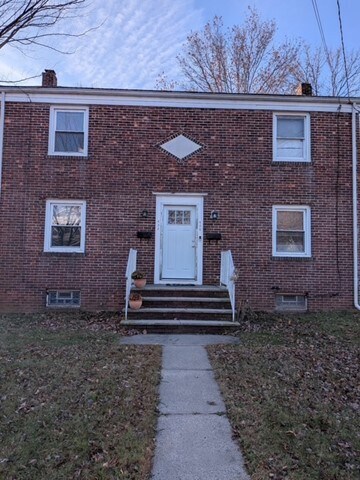 430 Bartine St, Unit 432 in Somerville, NJ - Building Photo