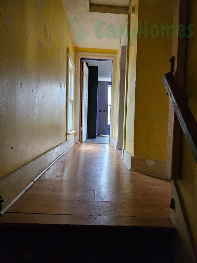 3 E Madison Ave in Johnstown, NY - Building Photo - Building Photo