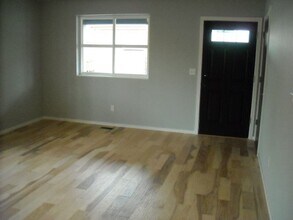 6021 SE 48th Av in Portland, OR - Building Photo - Building Photo