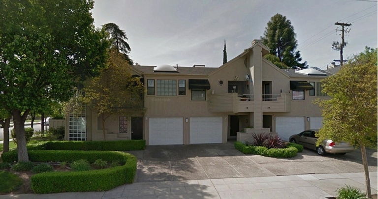 906-912 E Floradora Ave in Fresno, CA - Building Photo