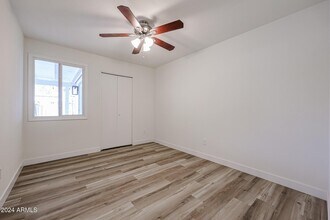 4352 E Grovers Ave in Phoenix, AZ - Building Photo - Building Photo