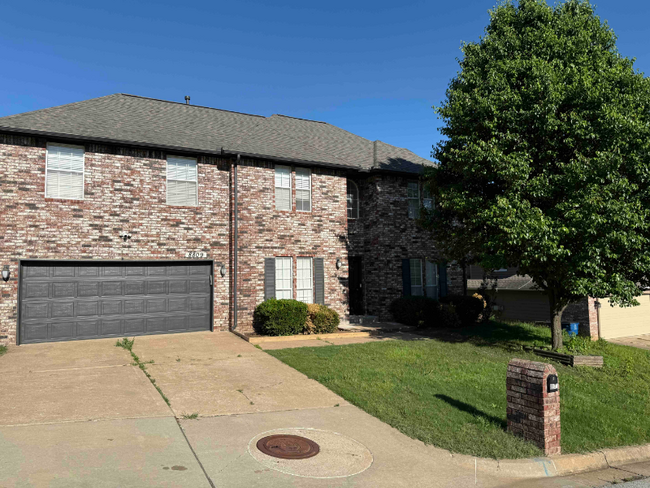 property at 8809 S Urbana Pl