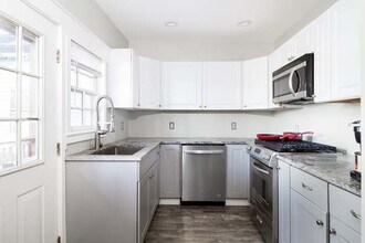 58 Ripley St in Somerset, MA - Building Photo - Building Photo