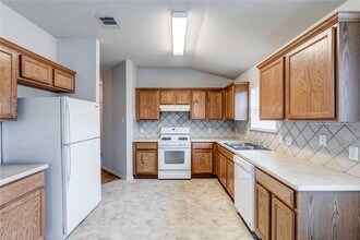 405 Fort Thomas Pl in Round Rock, TX - Building Photo - Building Photo