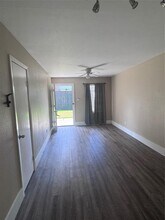 2417 Rosedale St in Houston, TX - Building Photo - Building Photo