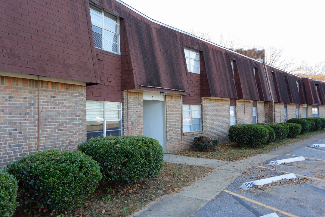 Brookmoor Apartments in Prattville, AL - Foto de edificio
