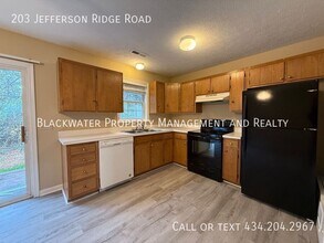 203 Jefferson Ridge Rd in Forest, VA - Building Photo - Building Photo