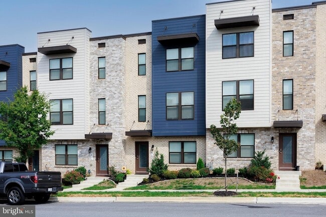 813 Bond St in Frederick, MD - Foto de edificio - Building Photo