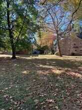 2825 W Queen Ln in Philadelphia, PA - Building Photo - Building Photo