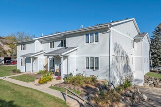 Madison Townhomes – Singleton in Madison, WI - Foto de edificio - Building Photo