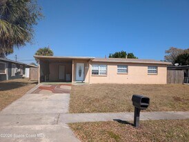 900 Camphor Way in Melbourne, FL - Building Photo