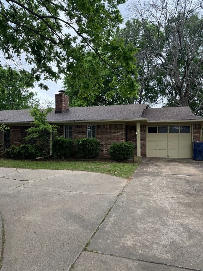 property at 4724 Skywood Dr