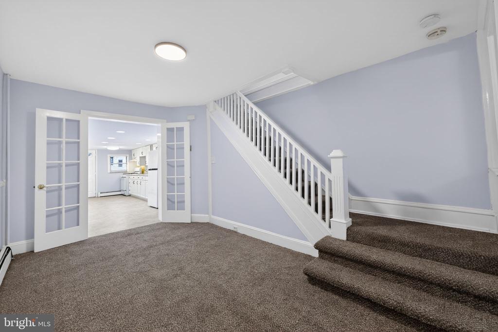 354 E 6th Ave in Conshohocken, PA - Building Photo