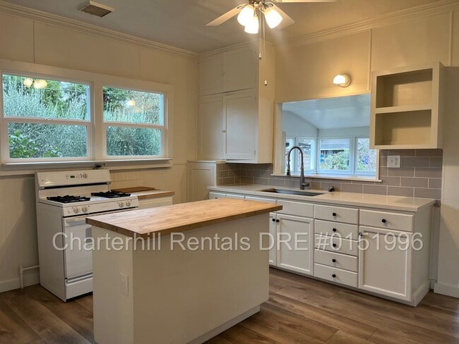 120 Laurel Ave in Kenwood, CA - Building Photo - Building Photo