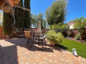 30364 Falcon Point Ct in Murrieta, CA - Building Photo - Building Photo