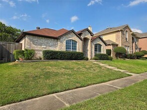 1712 Alpine Dr in Carrollton, TX - Building Photo - Building Photo