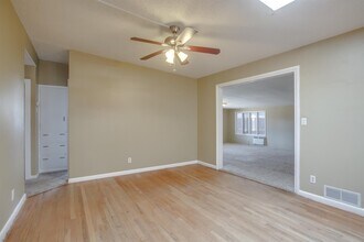 3101 46th St in Lubbock, TX - Foto de edificio - Building Photo