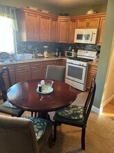 593 Park St in Boston, MA - Foto de edificio - Building Photo