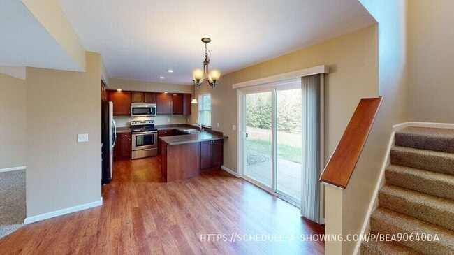 1706 N Creek Cir in Marquette, MI - Building Photo - Building Photo