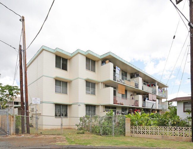 Wailani Gardens Apartments in Waipahu, HI - Building Photo - Building Photo