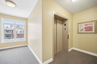 670 E Lake Ave, Unit 305 in Wisconsin Dells, WI - Building Photo - Building Photo