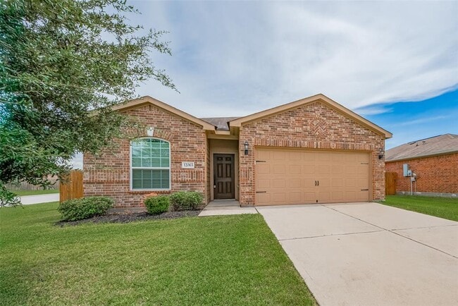 12063 Quartersawn Ln in Pinehurst, TX - Building Photo - Building Photo