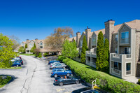 White Oaks Apartments photo'