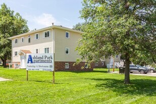 Ashland Park II Apartments in Ashland, NE - Building Photo