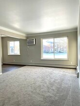 1795 Charlton Rd in Trenton, MI - Building Photo - Building Photo