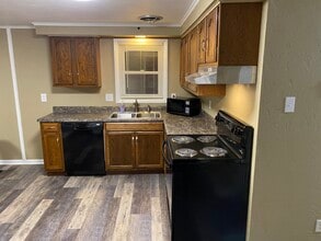 193 Beazell St in California, PA - Building Photo - Building Photo