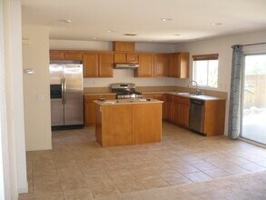 4716 Hickok Point in San Diego, CA - Building Photo - Building Photo