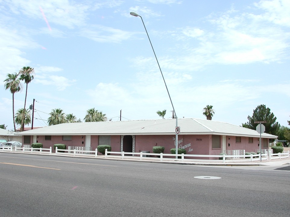 365 N Alma School Rd in Chandler, AZ - Building Photo