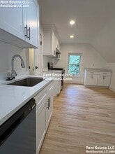 9 Knapp St, Unit 3 in Somerville, MA - Building Photo - Building Photo