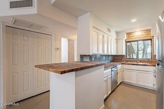 4441 E Hubbell St in Phoenix, AZ - Building Photo - Building Photo
