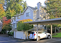 Larkspur Landing at Lake Sammamish in Bellevue, WA - Building Photo - Building Photo