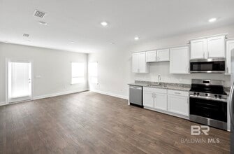 13793 Shea Cir in Foley, AL - Foto de edificio - Building Photo